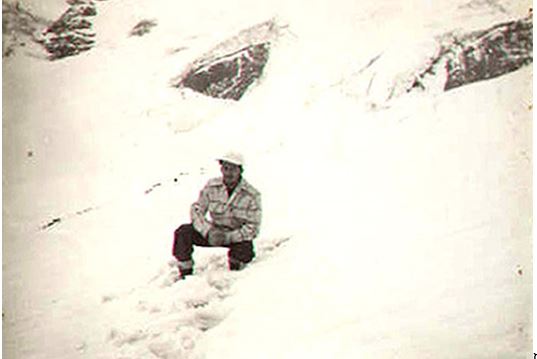Dennis Crosby Enjoying the Snow on
South Georgia